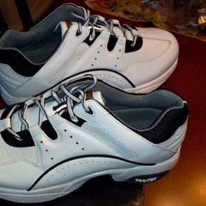 Footjoy golf athletic shoes